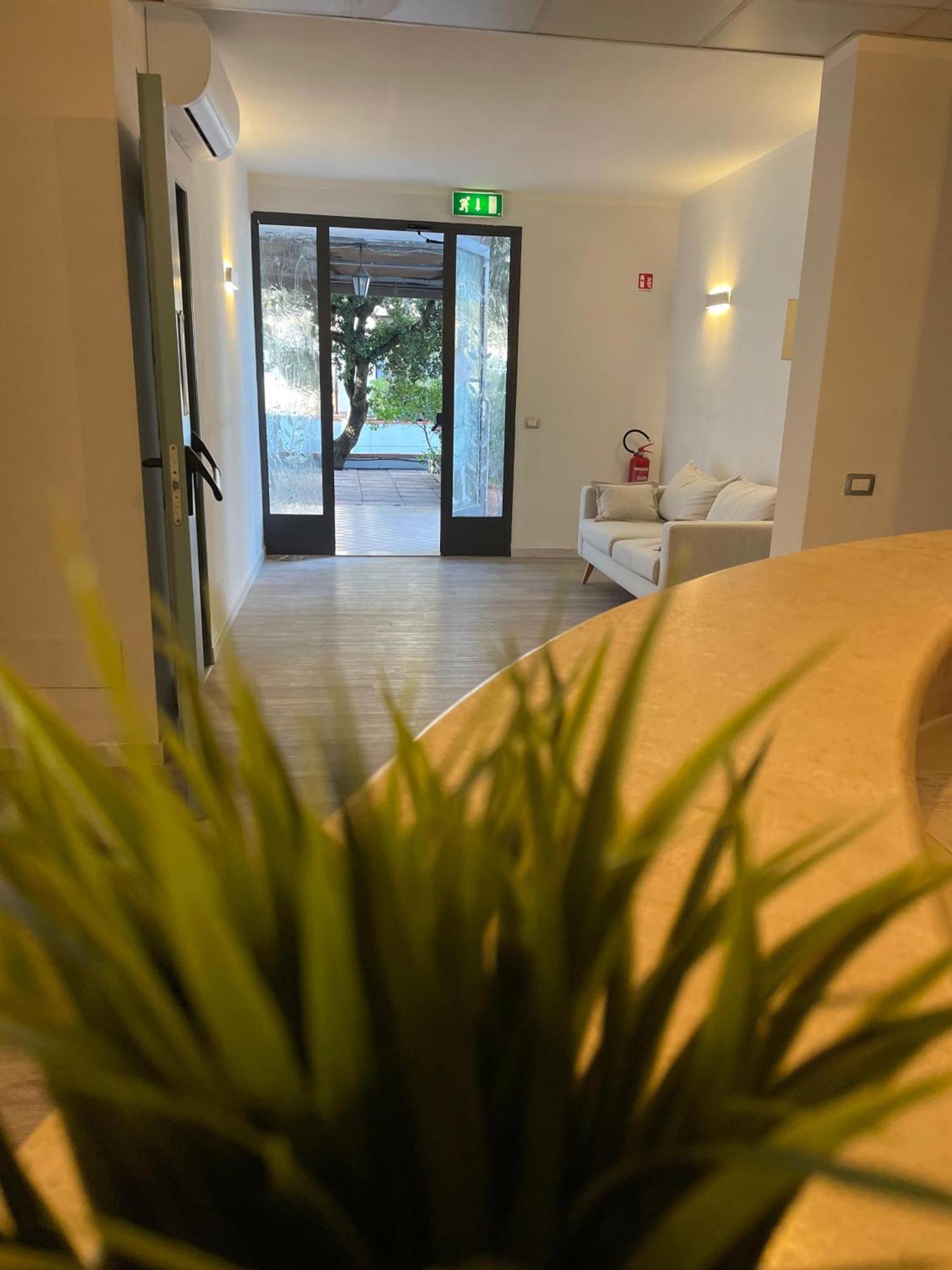 Hotel L'Etrusco - San Vincenzo Exteriör bild